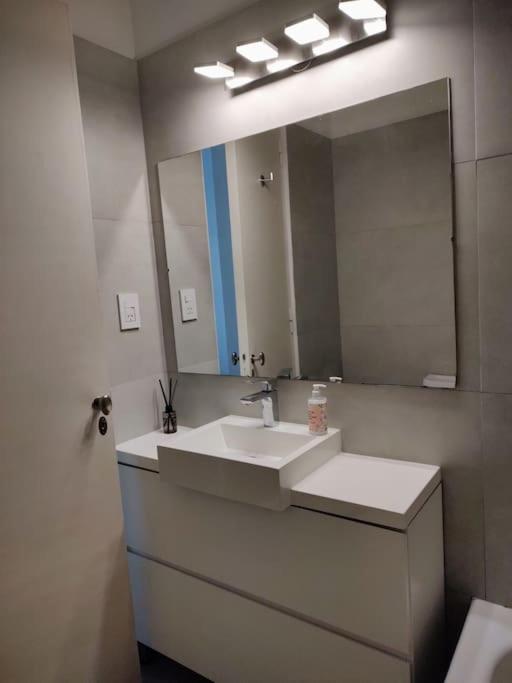 شقة Clasico Y Moderno Departamento En El Corazon De بوينس آيرس المظهر الخارجي الصورة